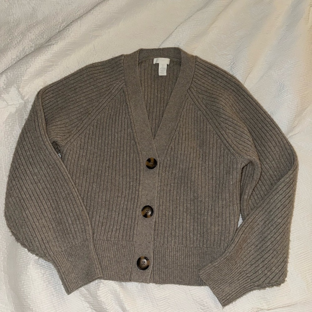 H&M Cardigan/Sweater